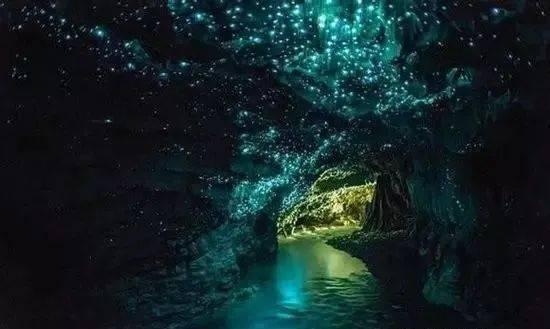 逃离遗弃的建筑4